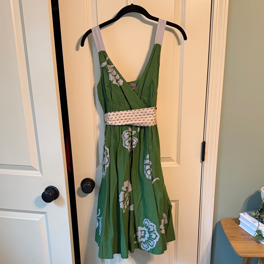 Green Floral V-Neck Sundress with Cream Satin Tie and Silver Satin Straps